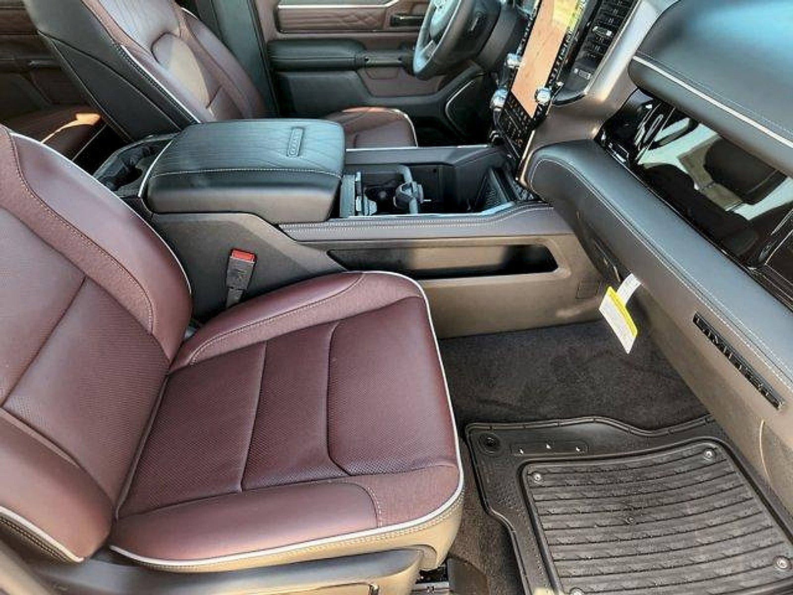 2026 RAM Ram 1500 RAM 1500 LIMITED CREW CAB 4X4 5'7' BOX