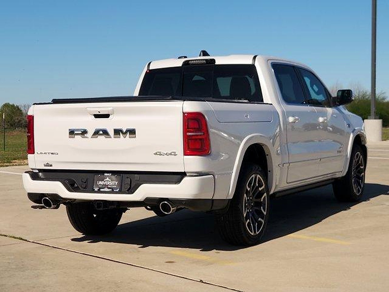 2026 RAM Ram 1500 RAM 1500 LIMITED CREW CAB 4X4 5'7' BOX