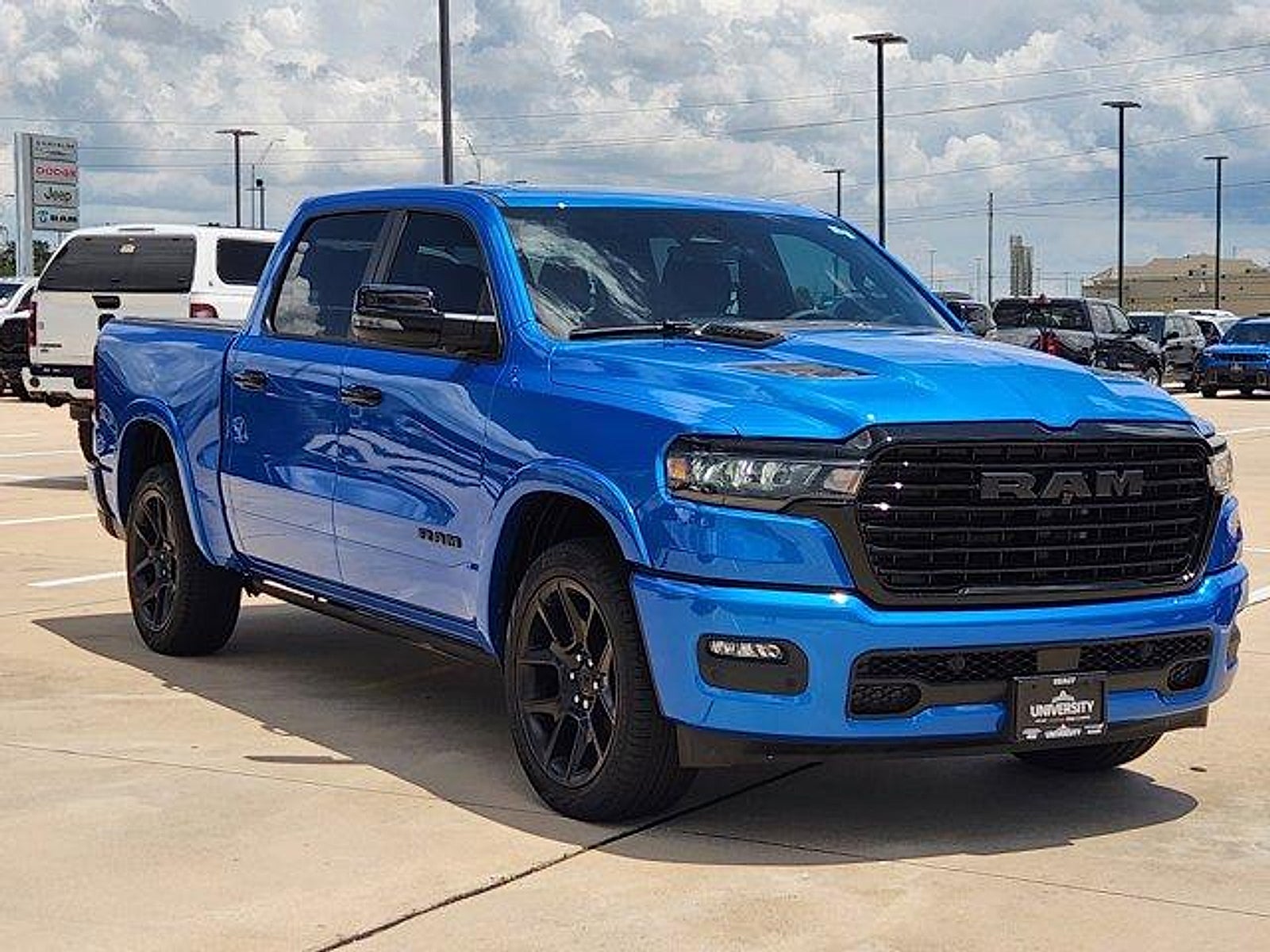 2025 RAM 1500 Laramie Crew Cab 4x4 5'7' Box