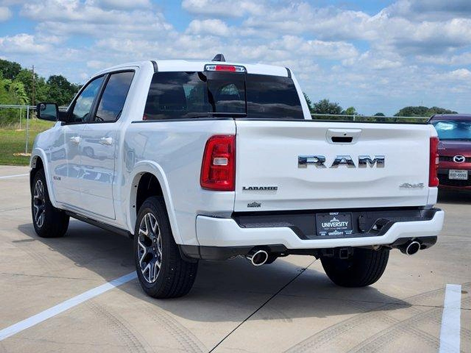 2026 RAM Ram 1500 RAM 1500 LARAMIE CREW CAB 4X4 5'7' BOX