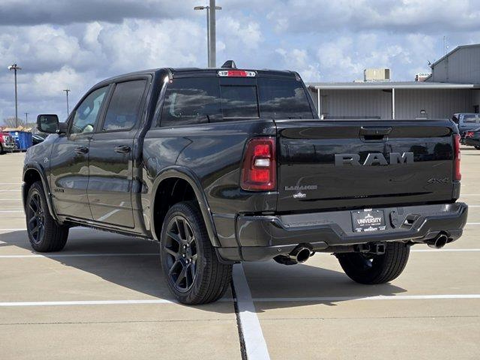 2026 RAM Ram 1500 RAM 1500 LARAMIE CREW CAB 4X4 5'7' BOX