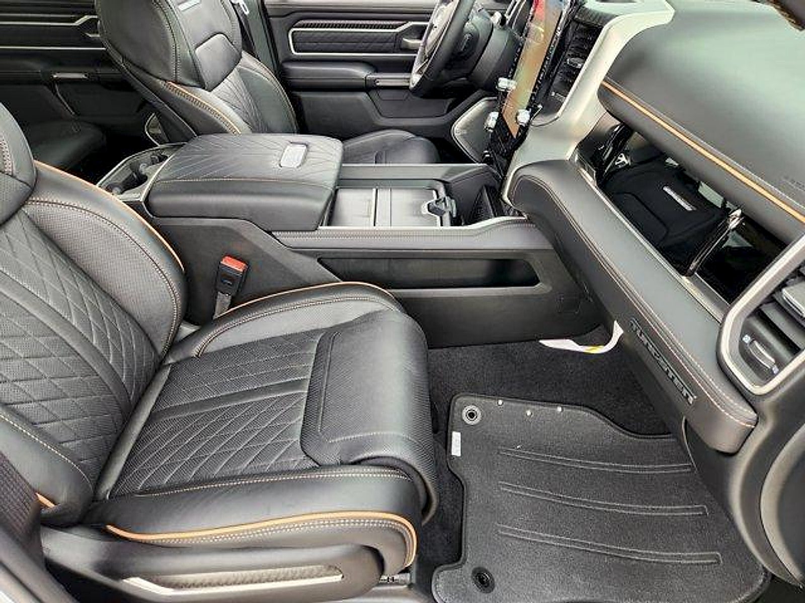 2026 RAM 1500 Tungsten Crew Cab 4x4 5'7' Box