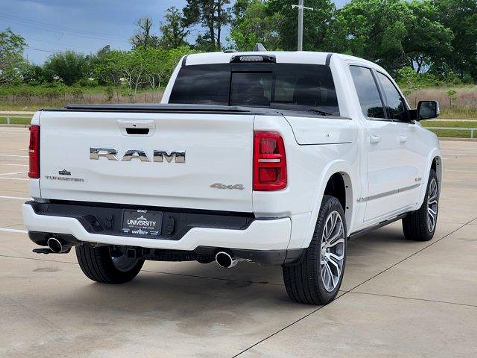 2026 RAM 1500 Tungsten Crew Cab 4x4 5'7' Box