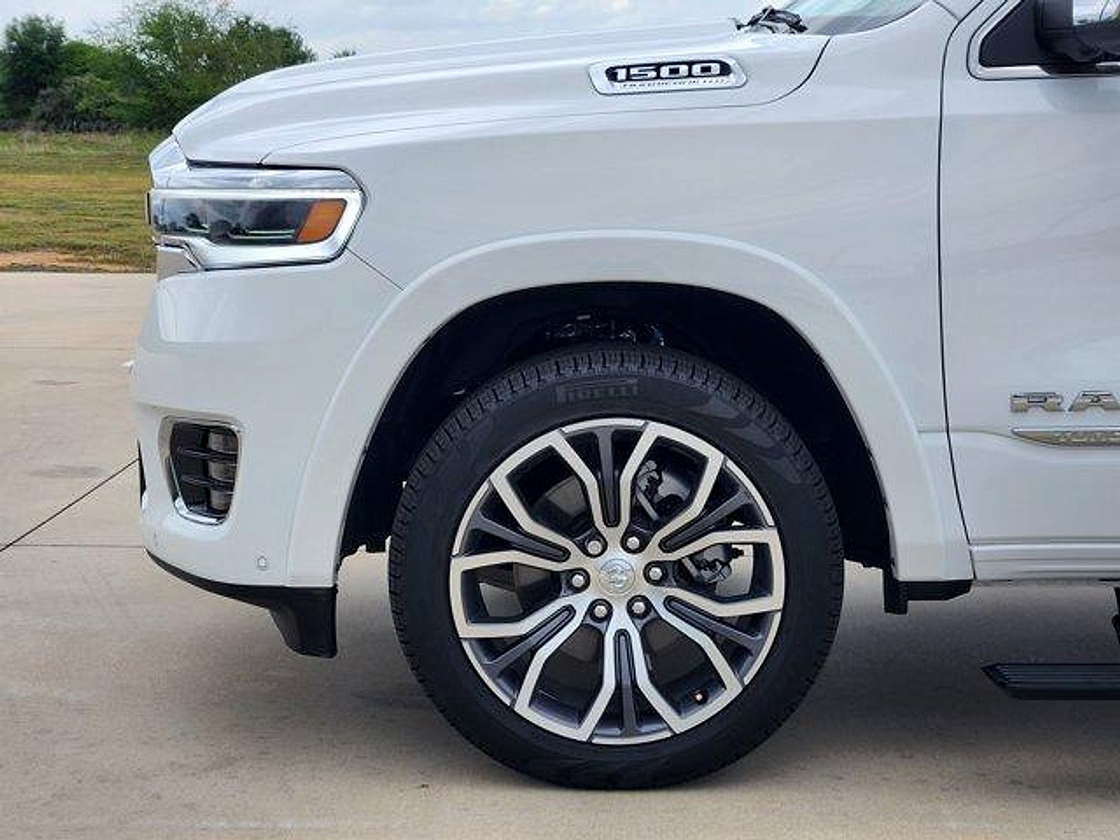 2026 RAM 1500 Tungsten Crew Cab 4x4 5'7' Box