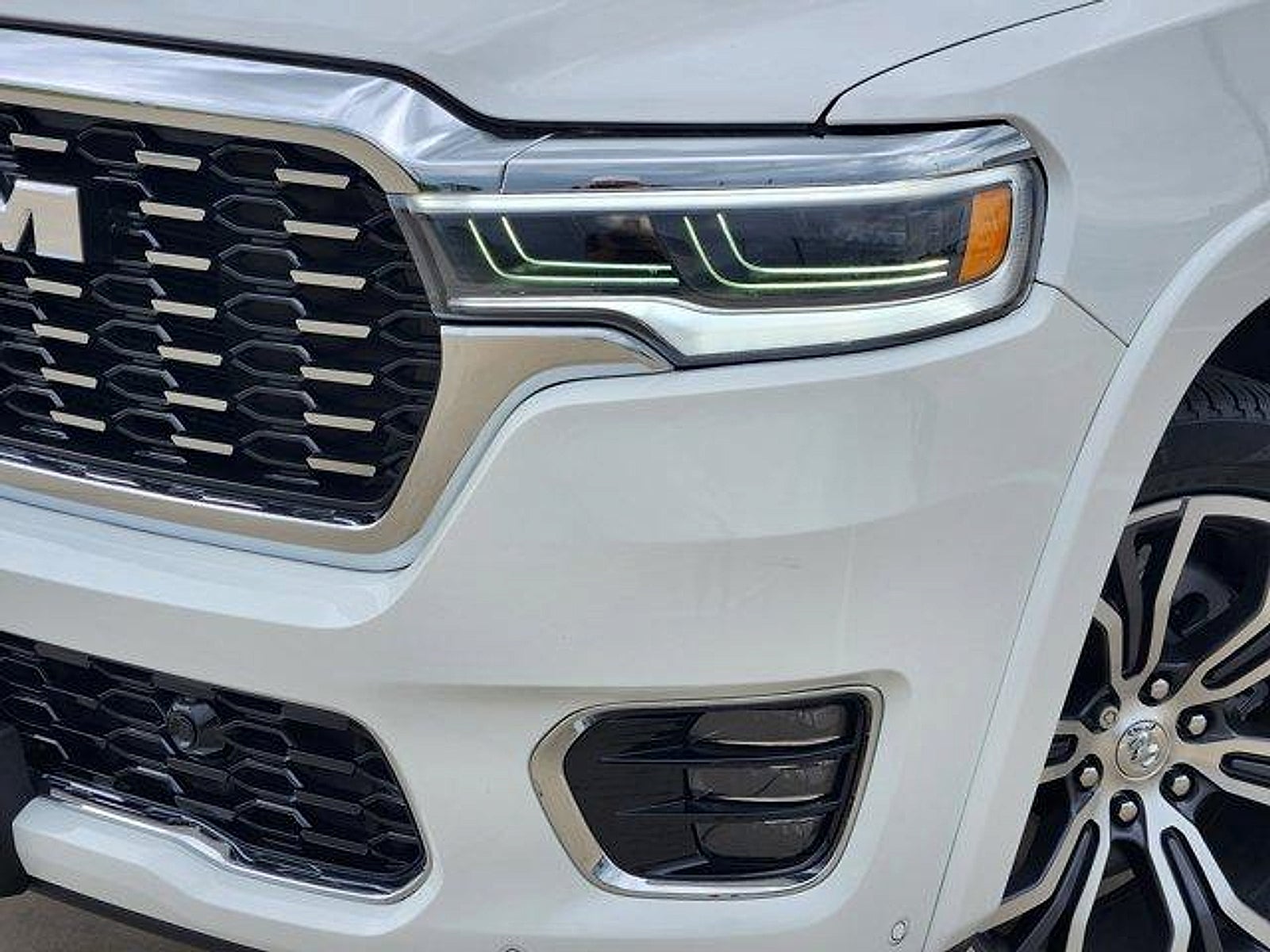 2026 RAM 1500 Tungsten Crew Cab 4x4 5'7' Box