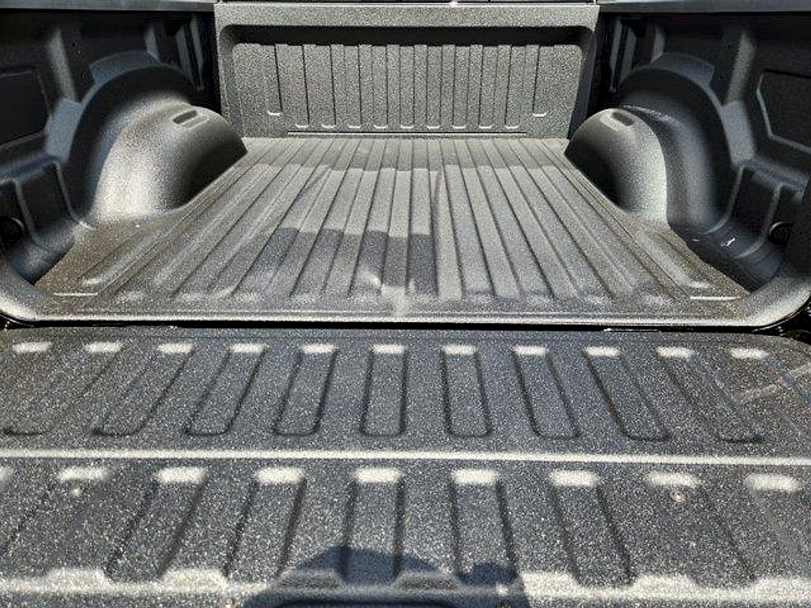 2027 RAM Ram 1500 RAM 1500 RHO CREW CAB 4X4 5'7' BOX