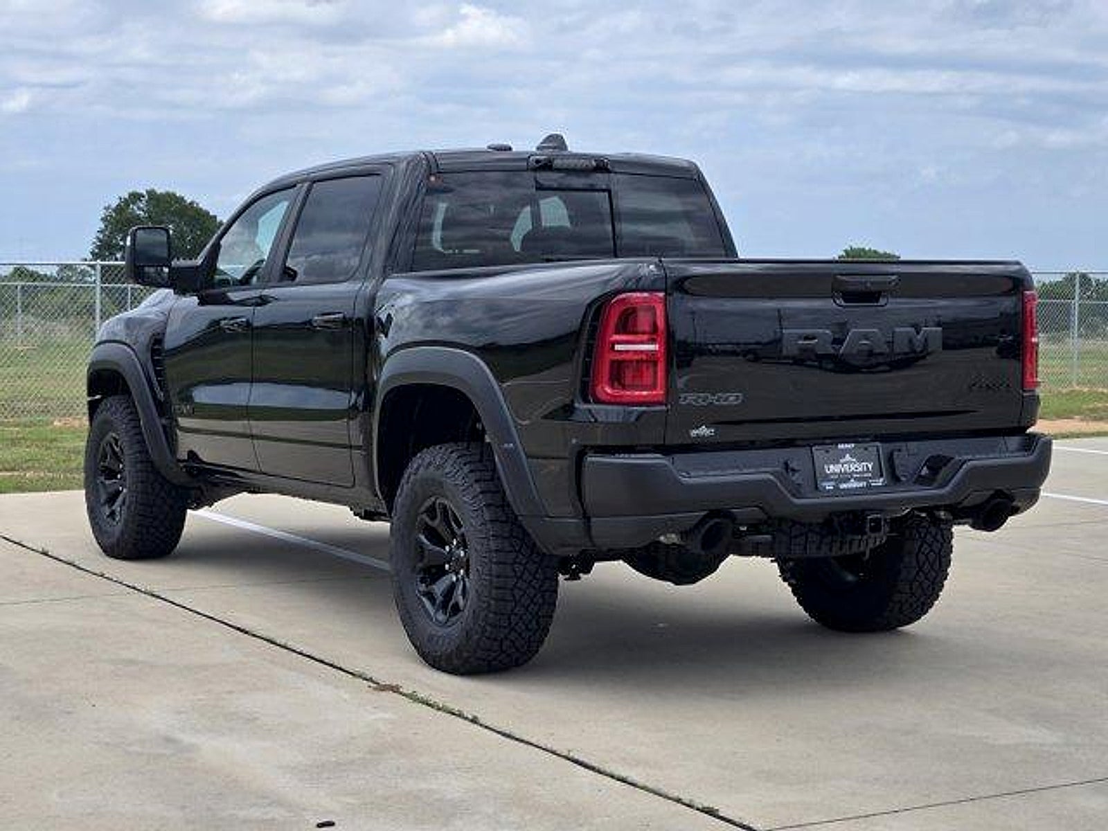 2026 RAM Ram 1500 RAM 1500 RHO CREW CAB 4X4 5'7' BOX