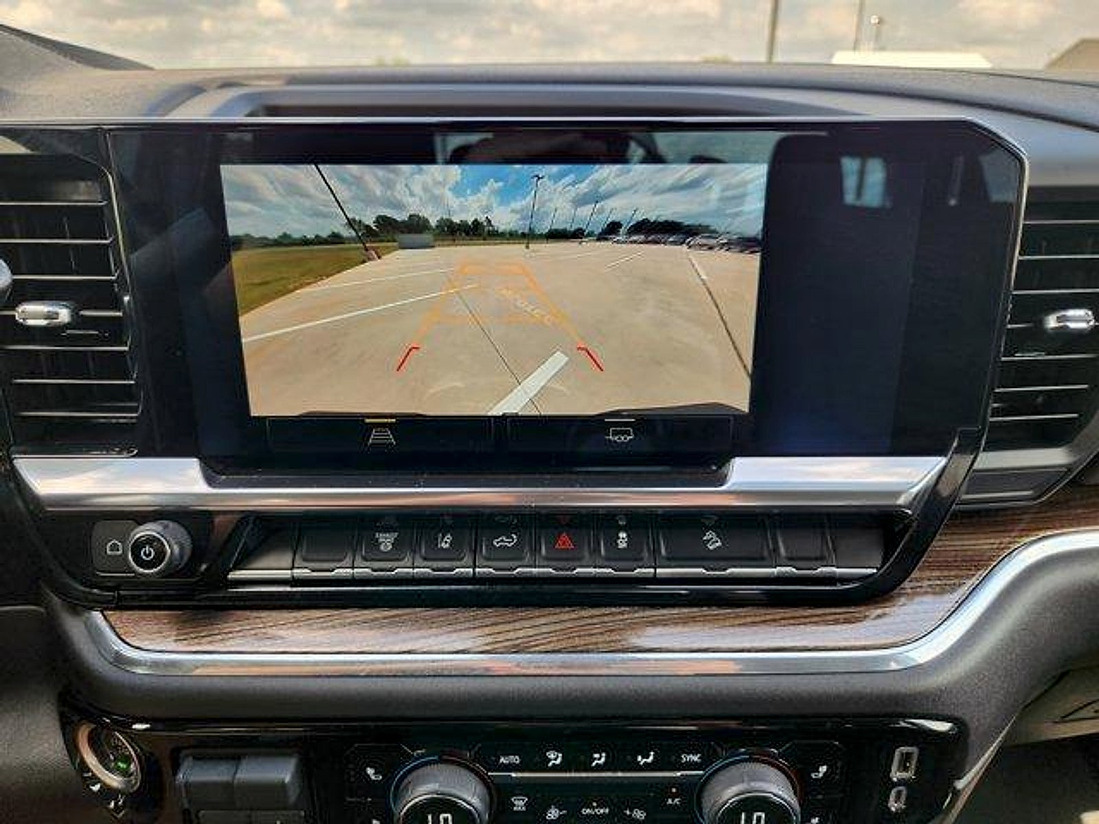 2024 Chevrolet Silverado 2500HD 4WD Crew Cab Standard Bed LT