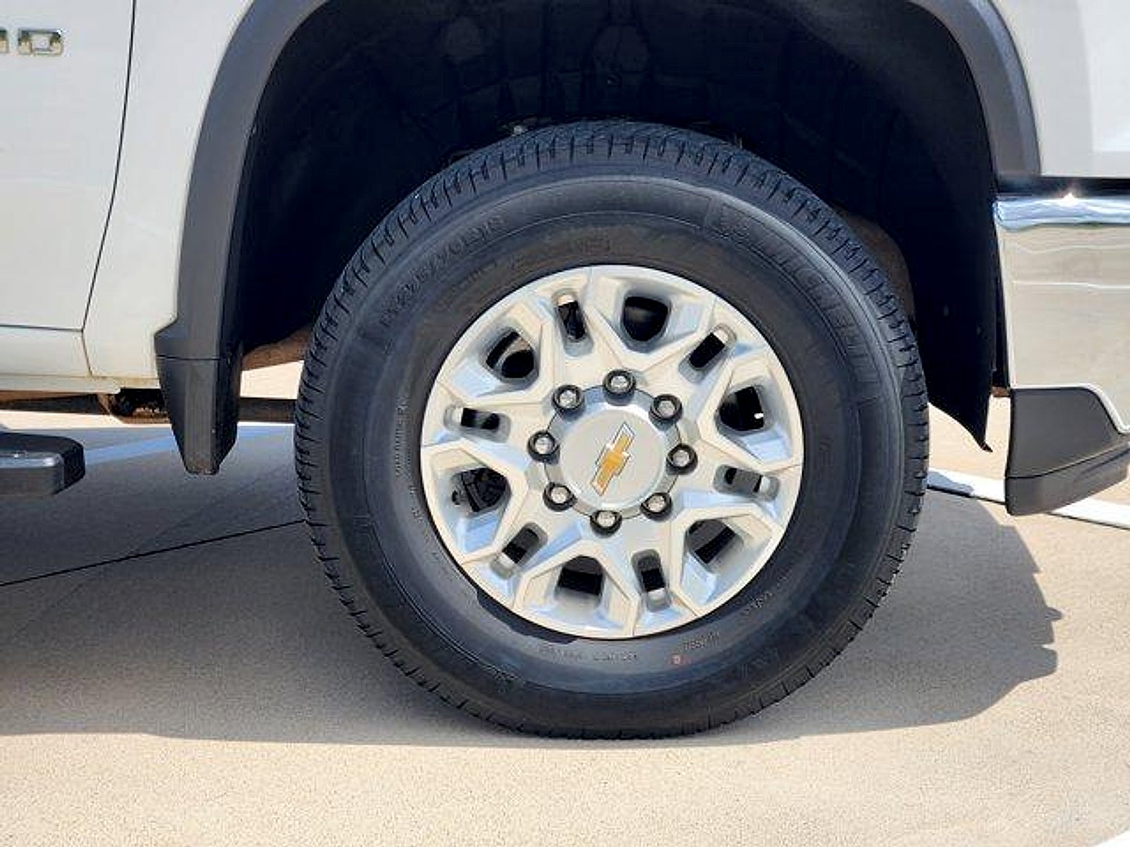 2024 Chevrolet Silverado 2500HD 4WD Crew Cab Standard Bed LT