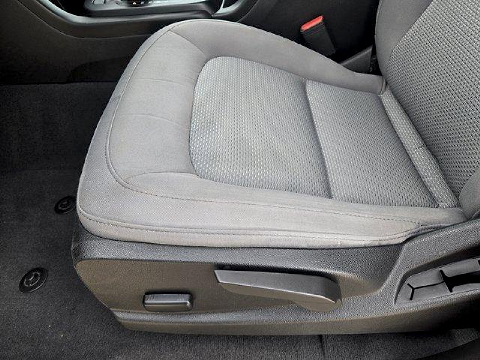 2022 Chevrolet Colorado 2WD Crew Cab Short Box WT