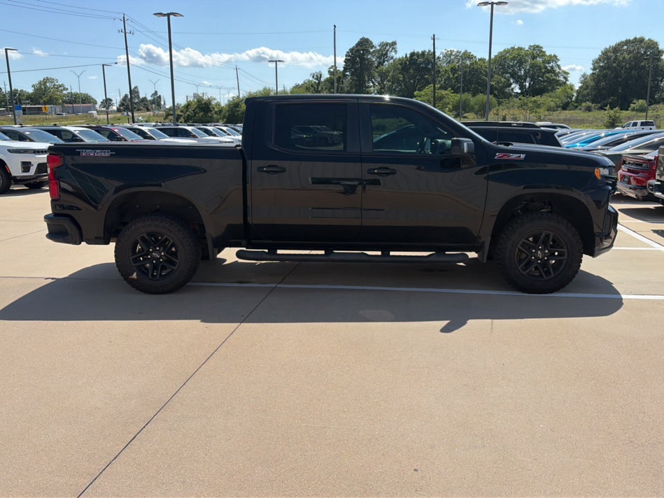 2019 Chevrolet Silverado 1500 LT Trail Boss 4X4 Crew Cab Short Box's photo