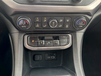 2023 GMC Acadia AWD AT4