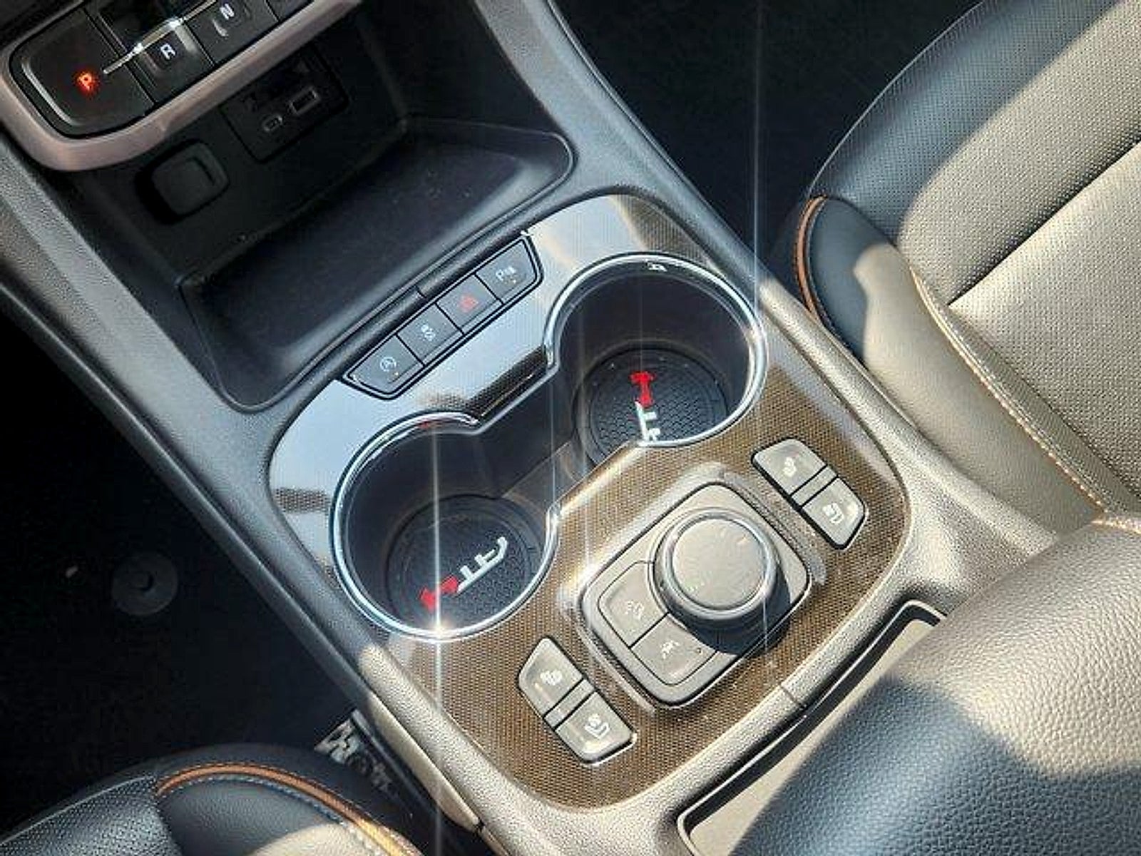 2023 GMC Acadia AWD AT4