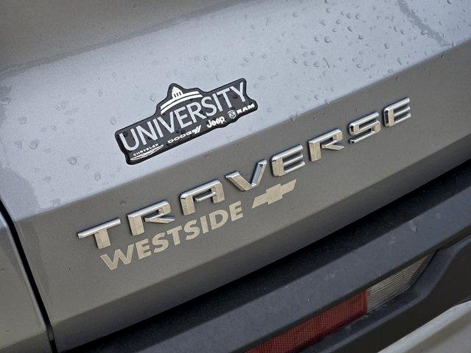 2025 Chevrolet Traverse FWD LT
