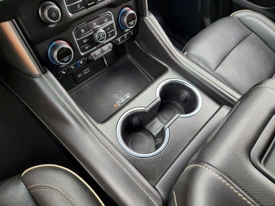 2023 Chevrolet Suburban 4WD Premier