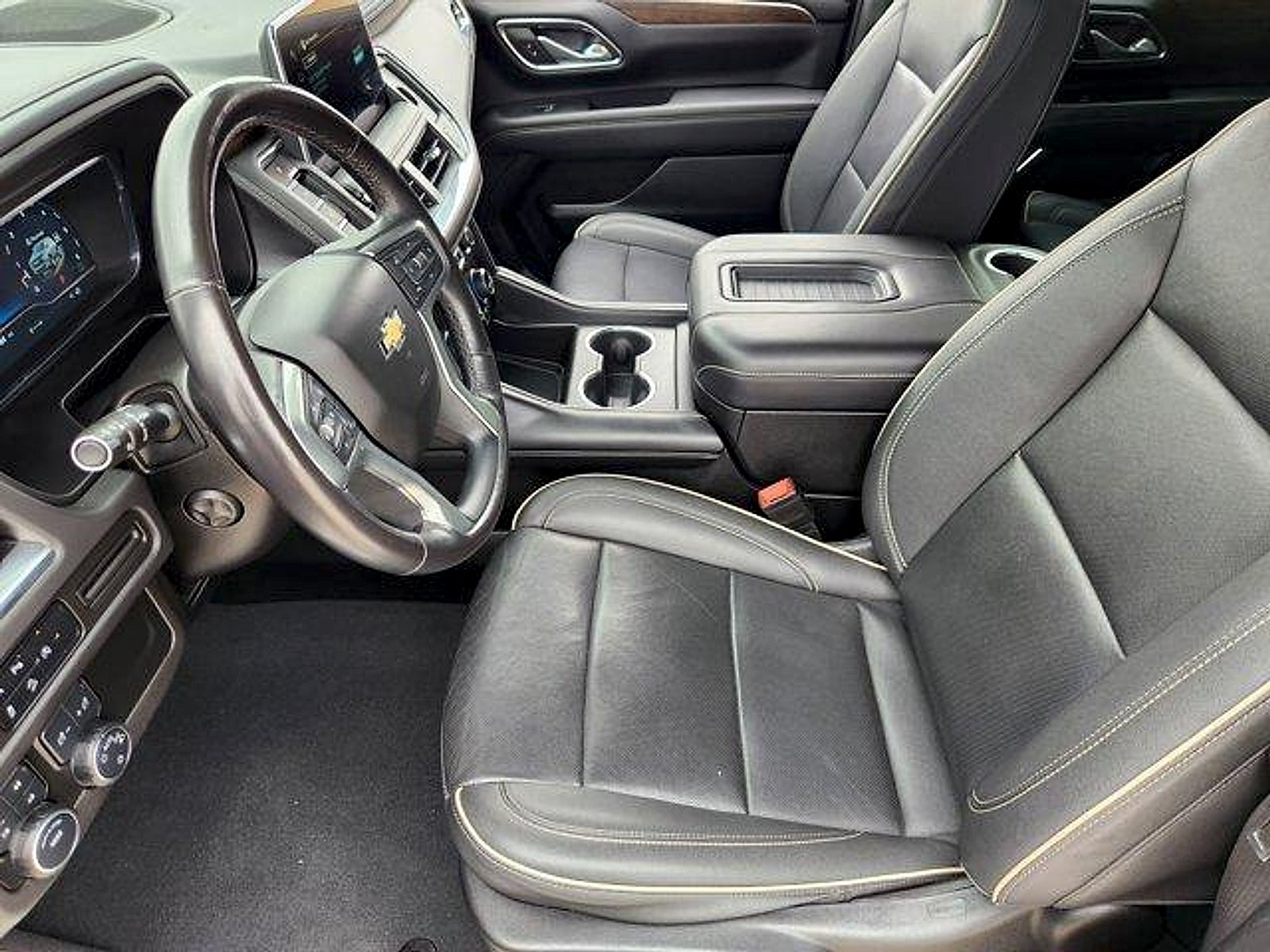 2023 Chevrolet Suburban 4WD Premier