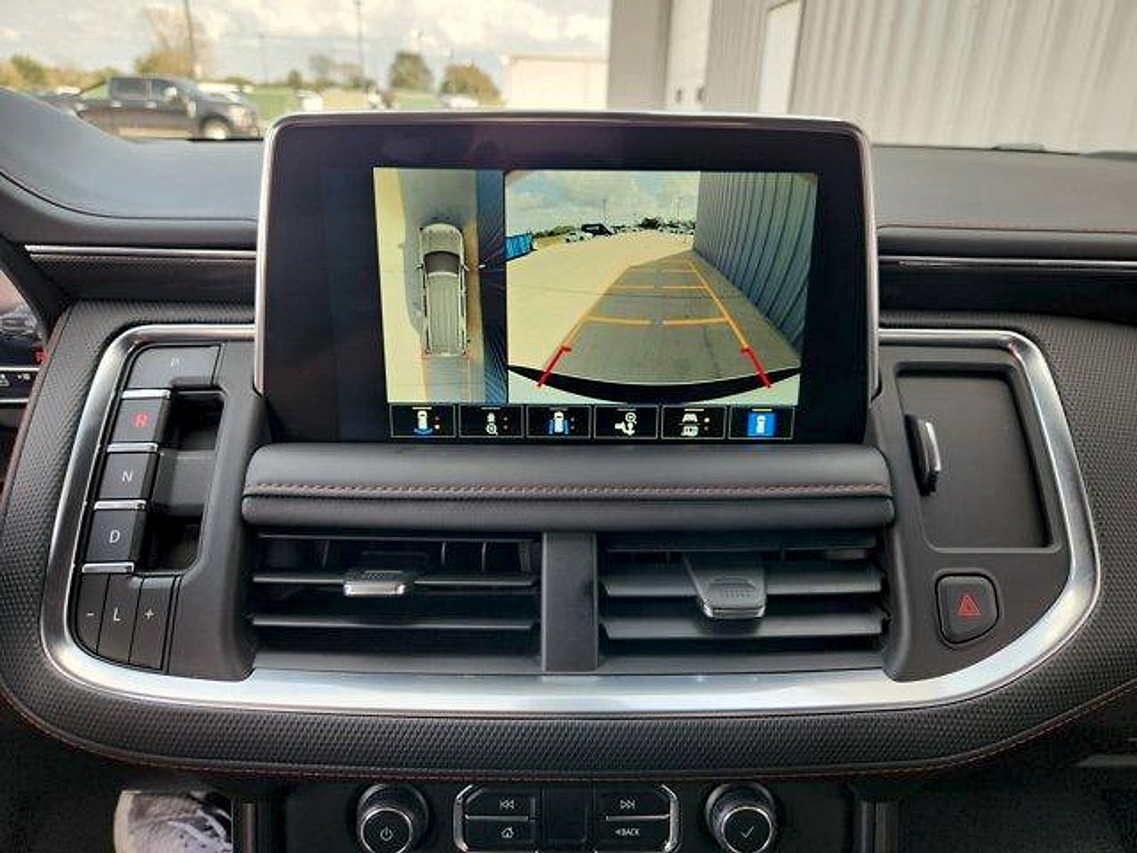 2022 Chevrolet Tahoe 4WD RST