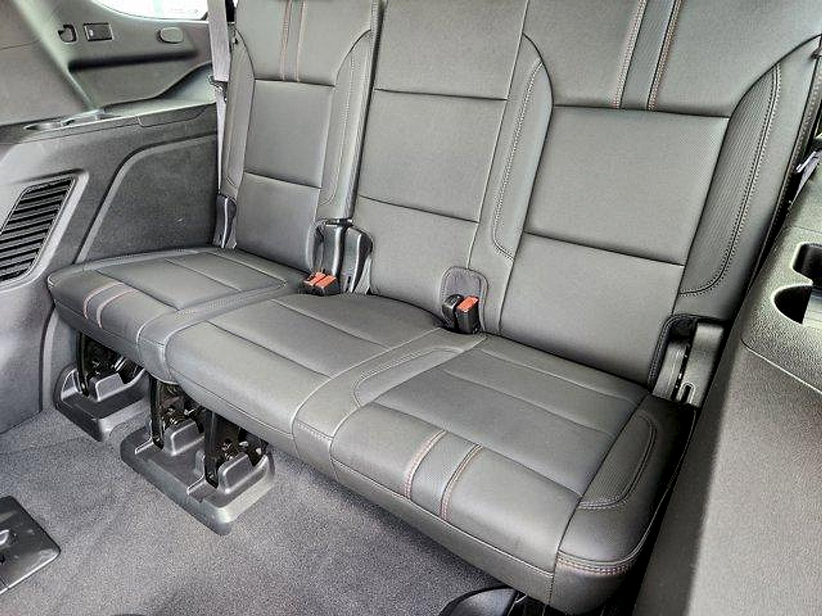 2022 Chevrolet Tahoe 4WD RST