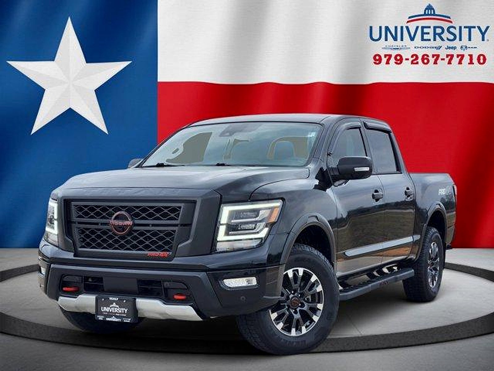 2024 Nissan TITAN Crew Cab PRO-4X 4x4