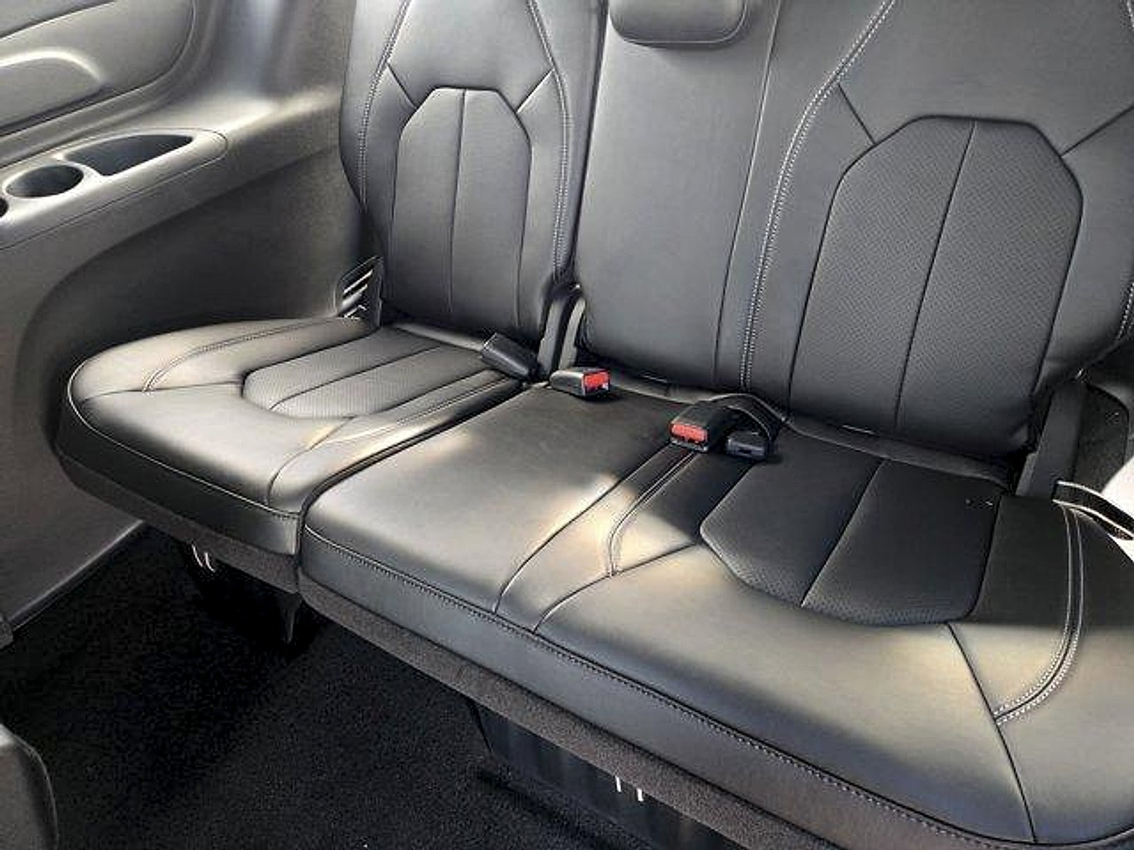 2027 Chrysler Pacifica PACIFICA SELECT