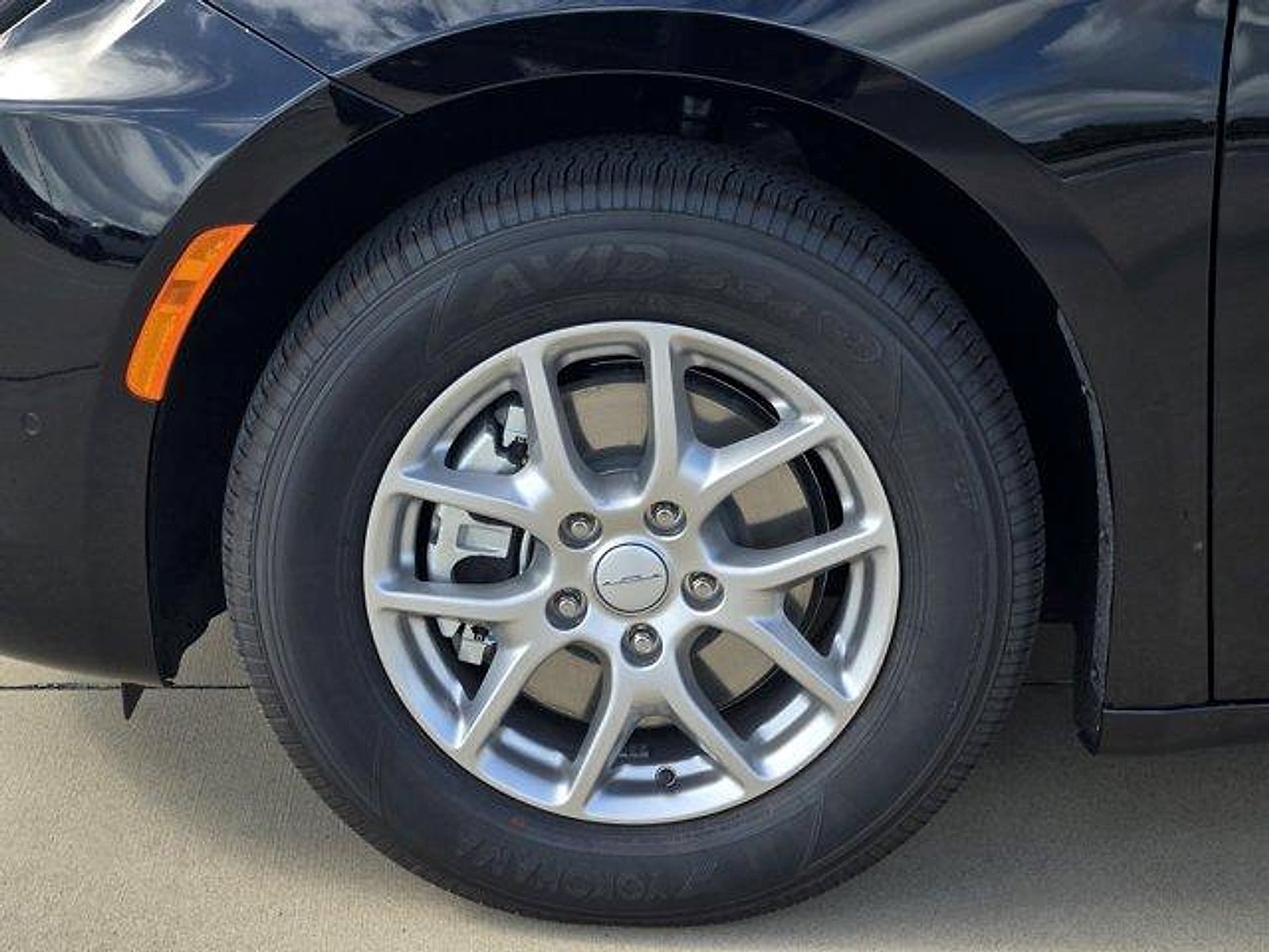 2027 Chrysler Pacifica PACIFICA SELECT