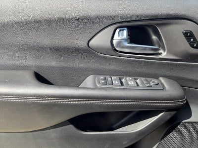 2027 Chrysler Pacifica PACIFICA SELECT
