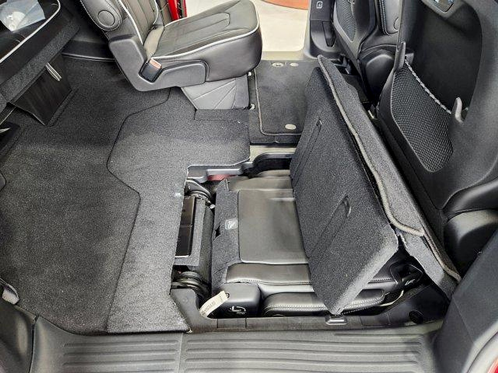 2027 Chrysler Pacifica PACIFICA LIMITED