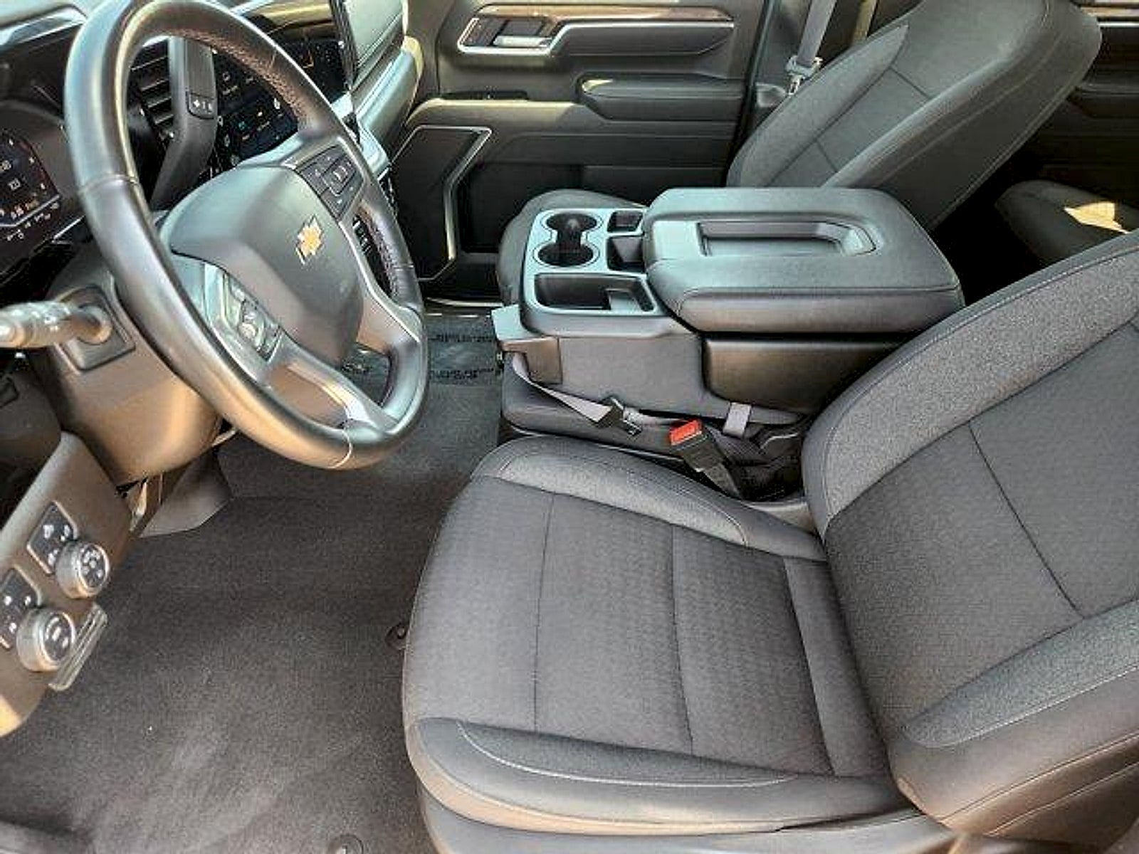 2025 Chevrolet Silverado 2500HD 4WD Crew Cab Standard Bed LT