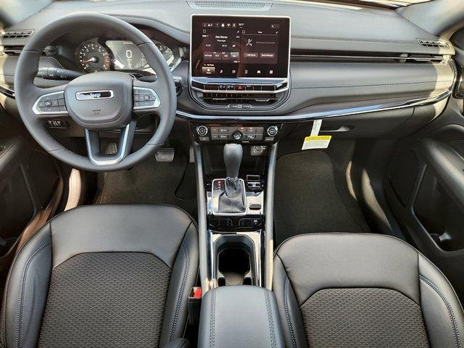 2027 Jeep Compass COMPASS LATITUDE ALTITUDE 4X4