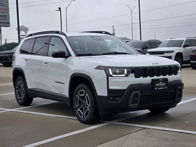 2026 Jeep Cherokee CHEROKEE LAREDO 4X4