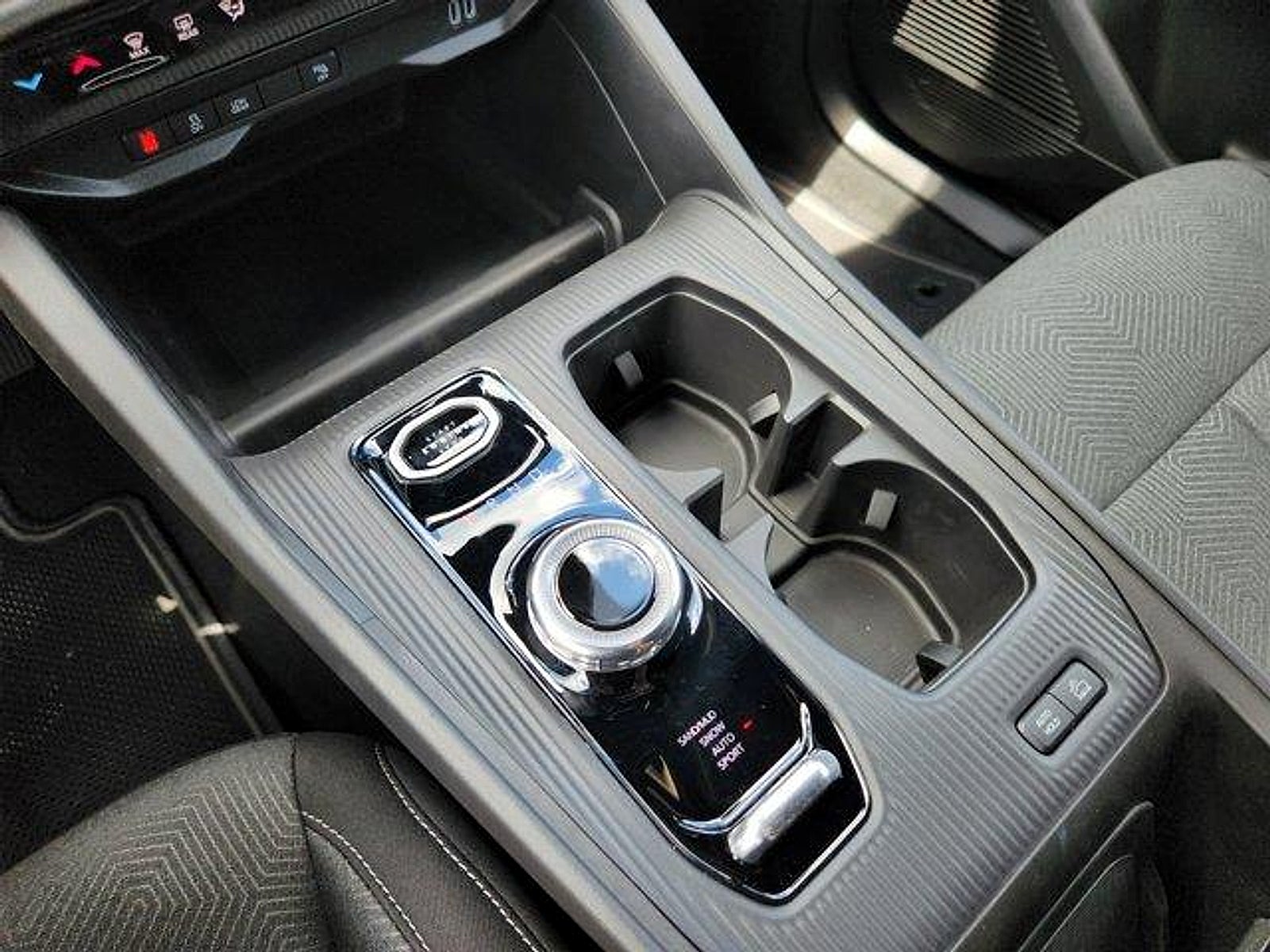 2026 Jeep Cherokee CHEROKEE LAREDO 4X4
