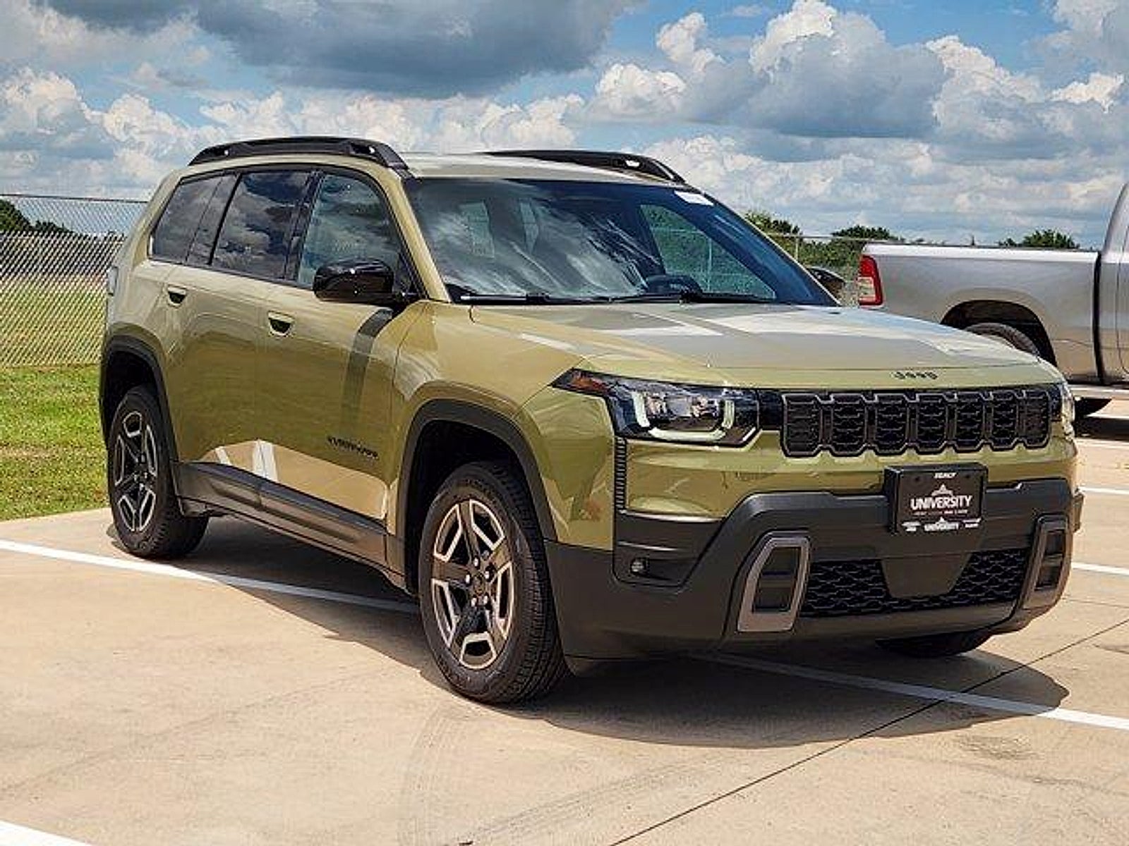 2026 Jeep Cherokee CHEROKEE LAREDO 4X4