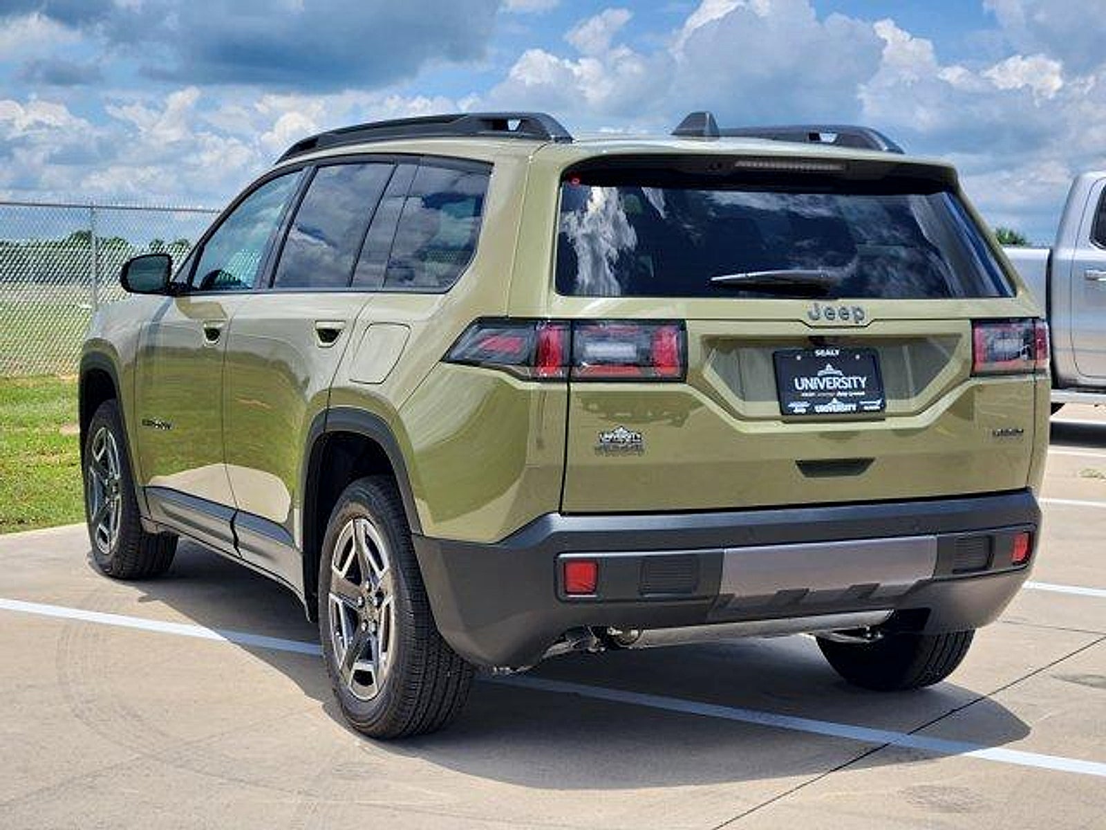 2026 Jeep Cherokee CHEROKEE LAREDO 4X4