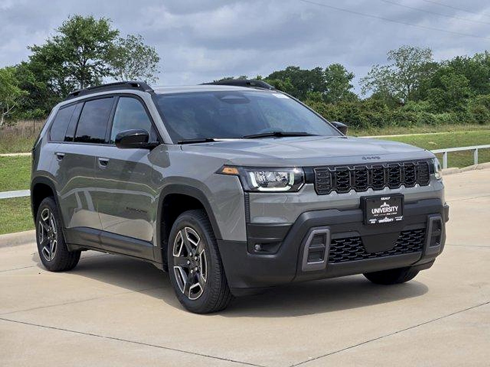 2026 Jeep Cherokee CHEROKEE LAREDO 4X4