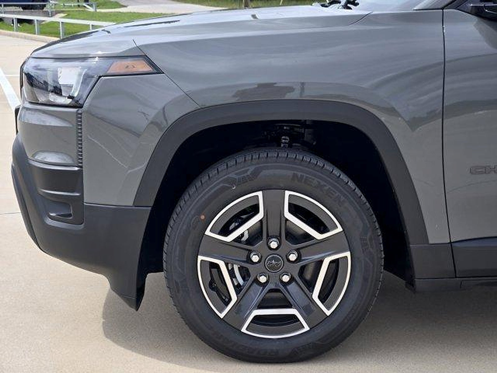 2026 Jeep Cherokee CHEROKEE LAREDO 4X4