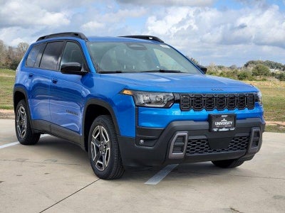 2026 Jeep Cherokee CHEROKEE LAREDO 4X4