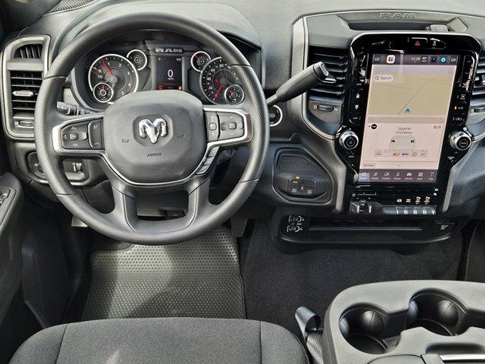 2026 RAM Ram 3500 RAM 3500 TRADESMAN CREW CAB 4X4 6'4' BOX