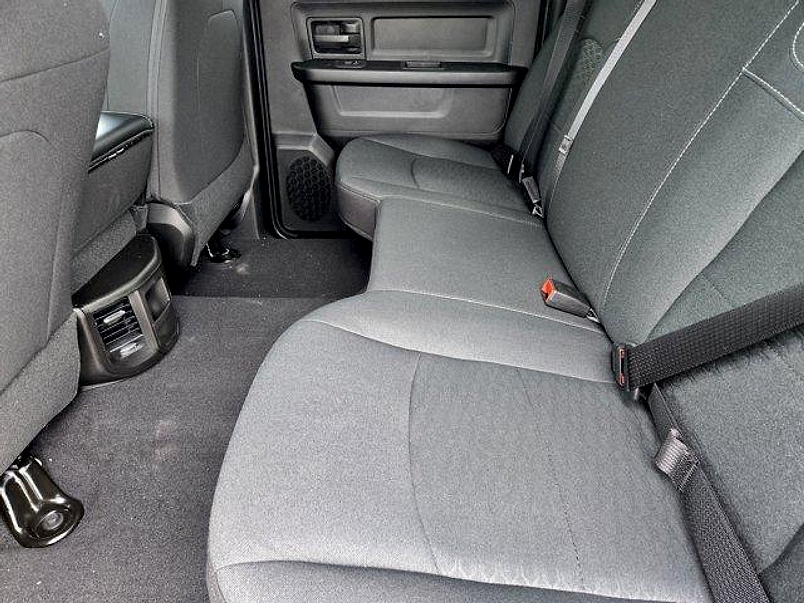 2026 RAM Ram 3500 RAM 3500 TRADESMAN CREW CAB 4X4 6'4' BOX