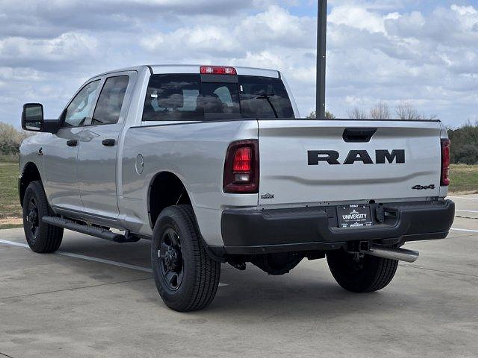 2026 RAM Ram 3500 RAM 3500 TRADESMAN CREW CAB 4X4 6'4' BOX
