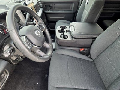 2026 RAM Ram 3500 RAM 3500 TRADESMAN CREW CAB 4X4 6'4' BOX