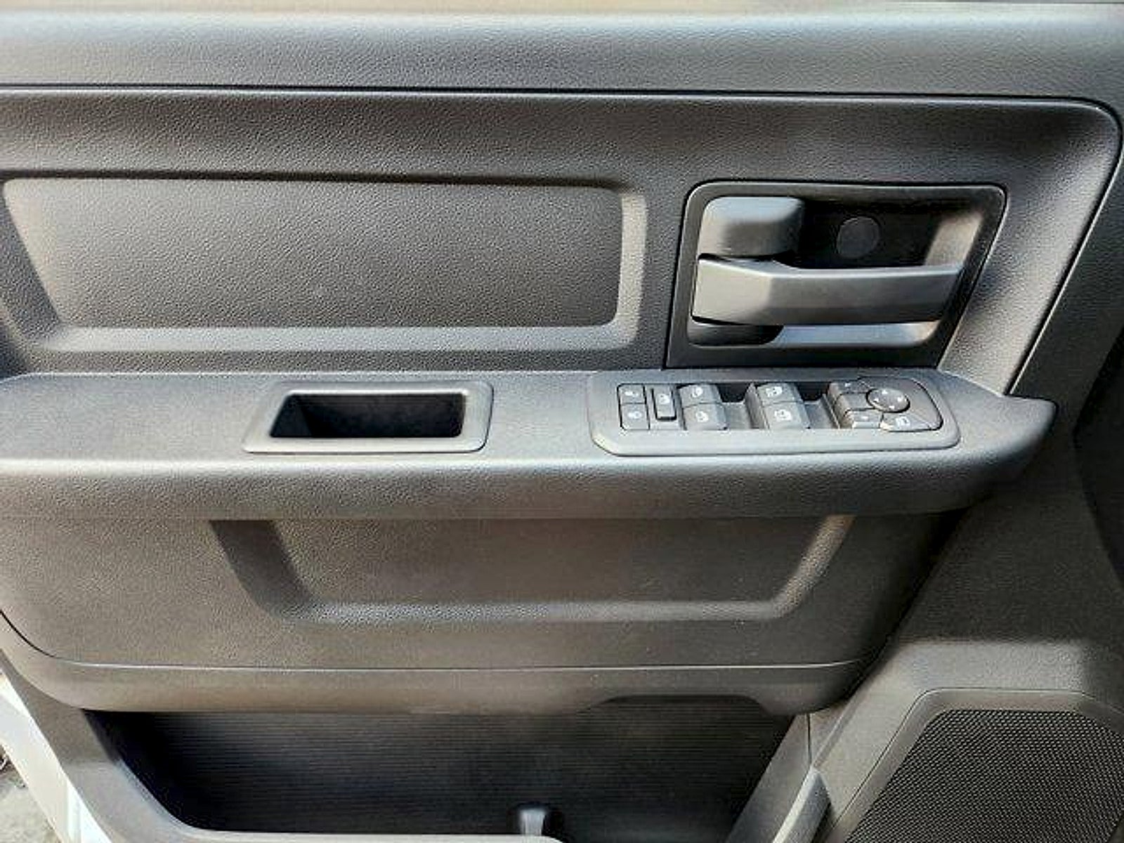 2026 RAM Ram 3500 RAM 3500 TRADESMAN CREW CAB 4X4 6'4' BOX