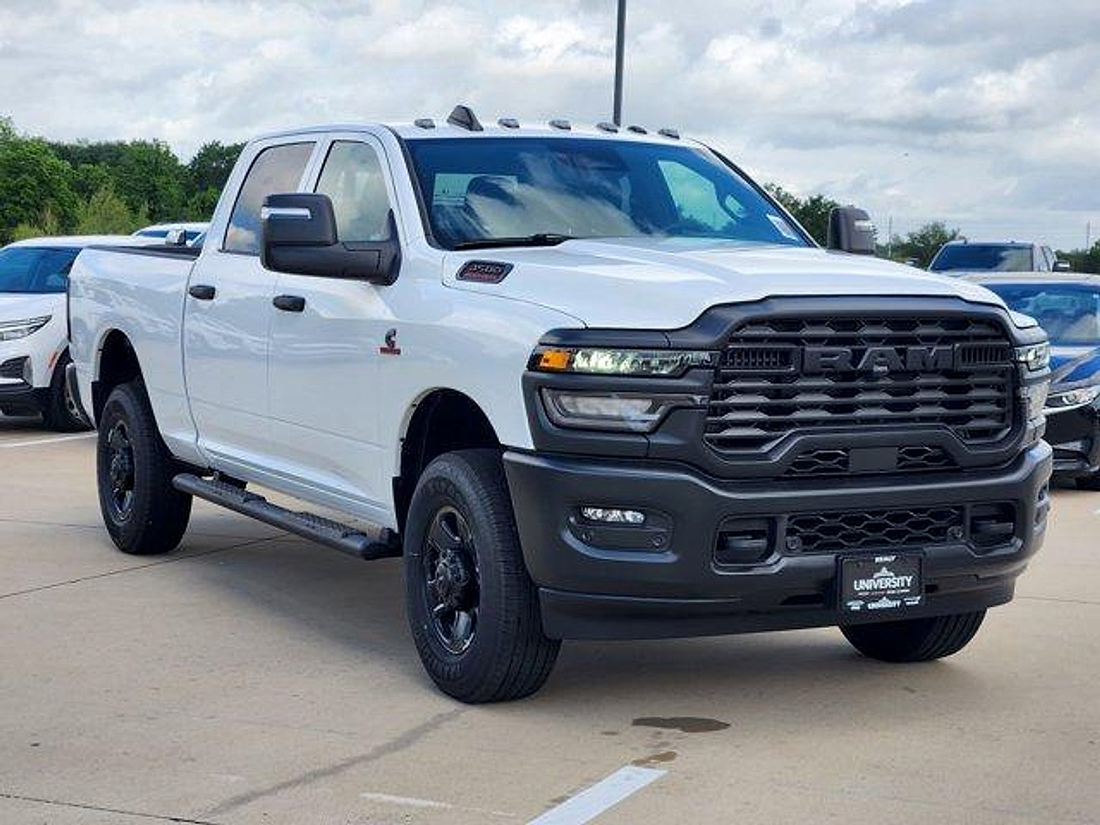 2026 RAM Ram 3500 RAM 3500 TRADESMAN CREW CAB 4X4 6'4' BOX