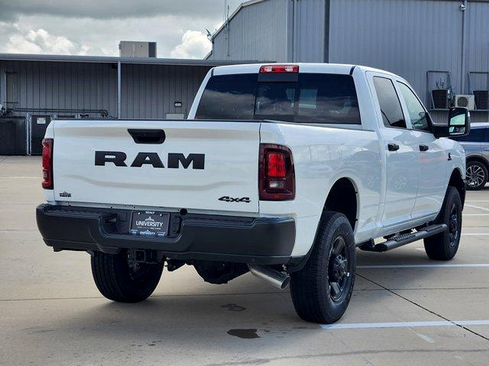 2026 RAM Ram 3500 RAM 3500 TRADESMAN CREW CAB 4X4 6'4' BOX