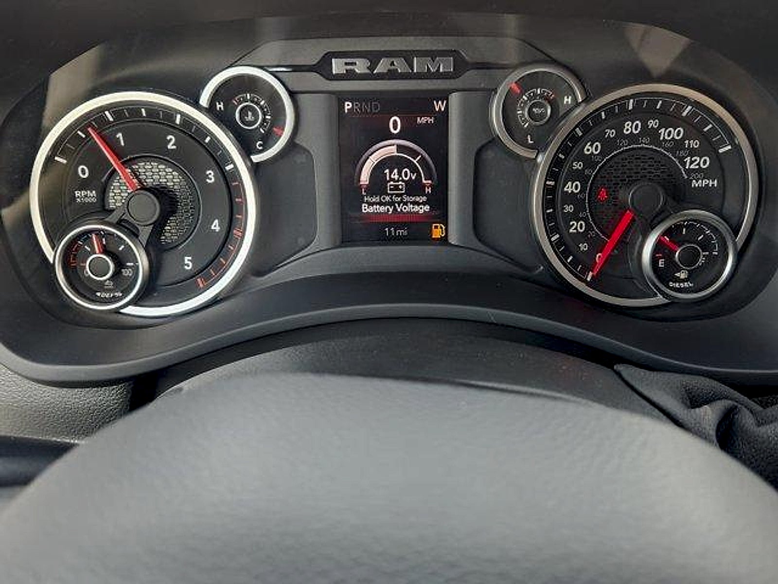 2026 RAM Ram 2500 RAM 2500 BLACK EXPRESS CREW CAB 4X2 8' BOX