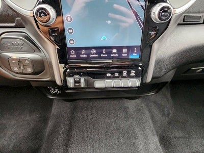 2025 RAM 2500 Big Horn Crew Cab 4x4 6'4' Box