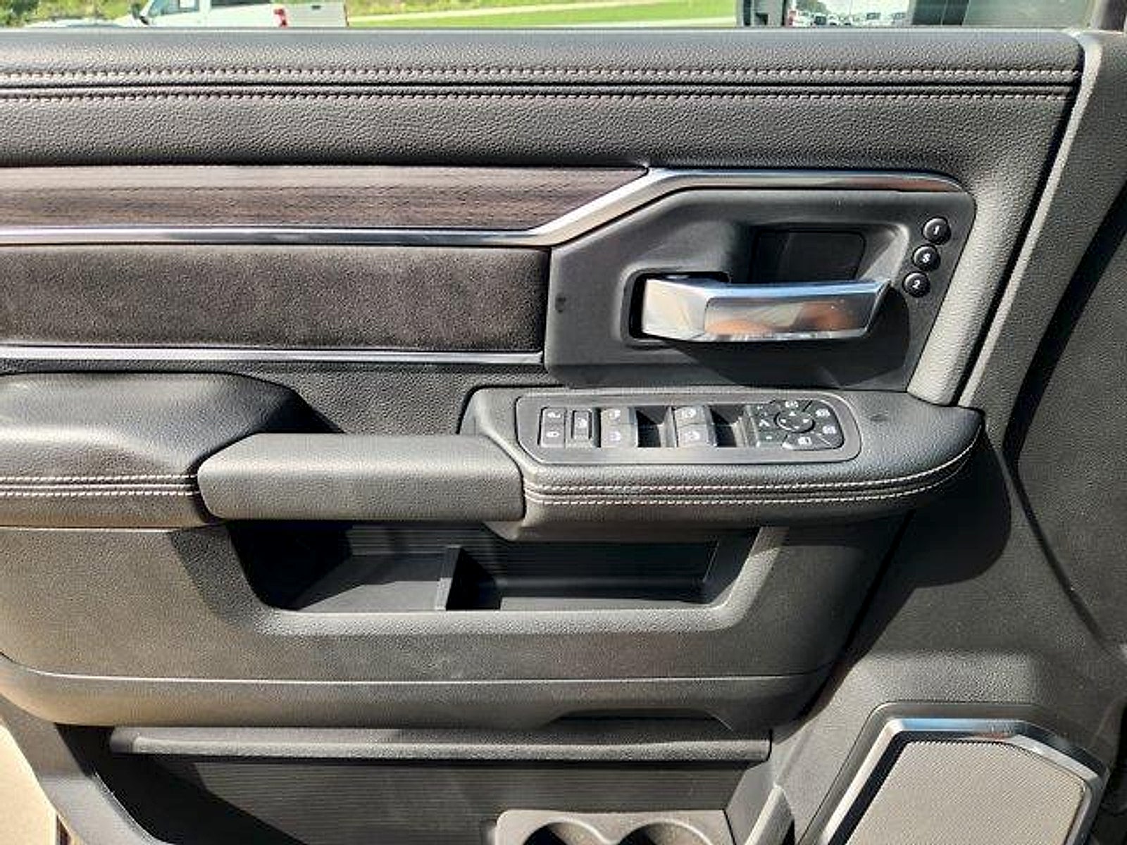 2027 RAM Ram 2500 RAM 2500 LARAMIE MEGA CAB 4X4 6'4' BOX