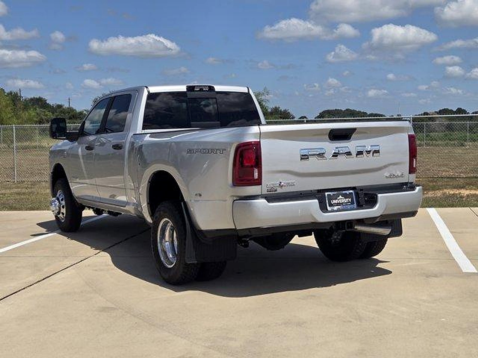 2026 RAM 3500 RAM 3500 LONE STAR CREW CAB 4X4 8' BOX