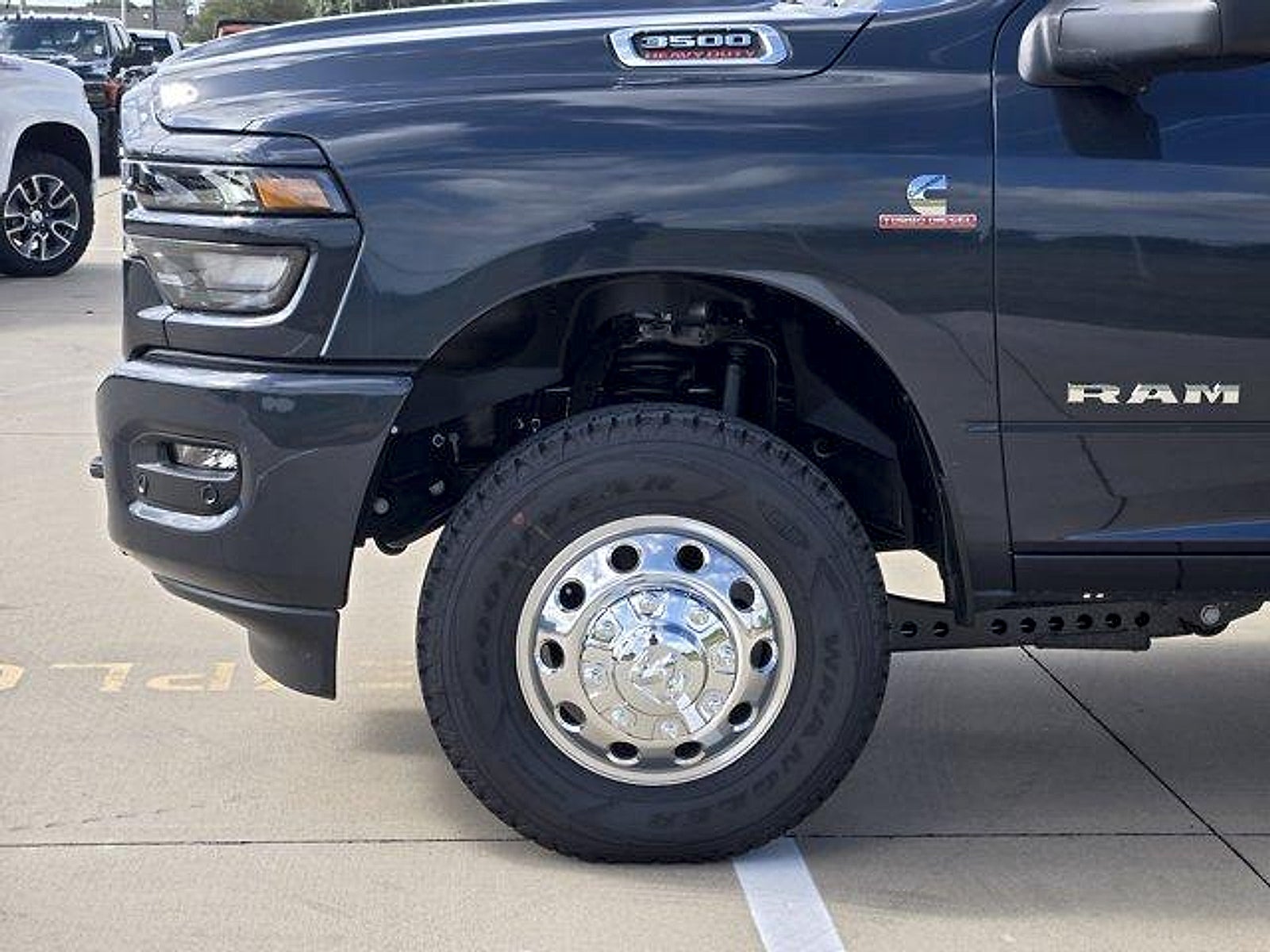 2026 RAM 3500 RAM 3500 LONE STAR CREW CAB 4X4 8' BOX