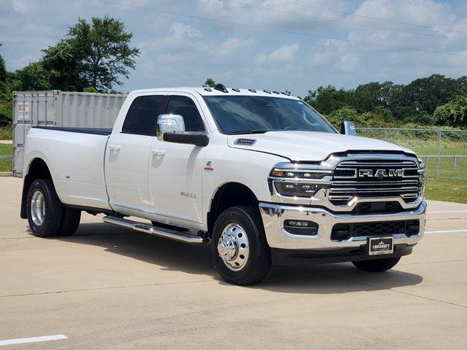 2025 RAM 3500 Laramie Crew Cab 4x4 8' Box