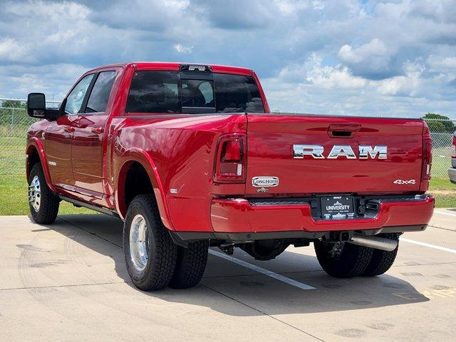 2026 RAM Ram 3500 RAM 3500 LIMITED LONGHORN CREW CAB 4X4 8' BOX
